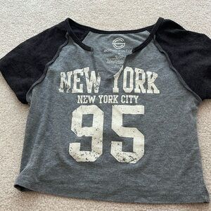 social culture women’s tee size medium